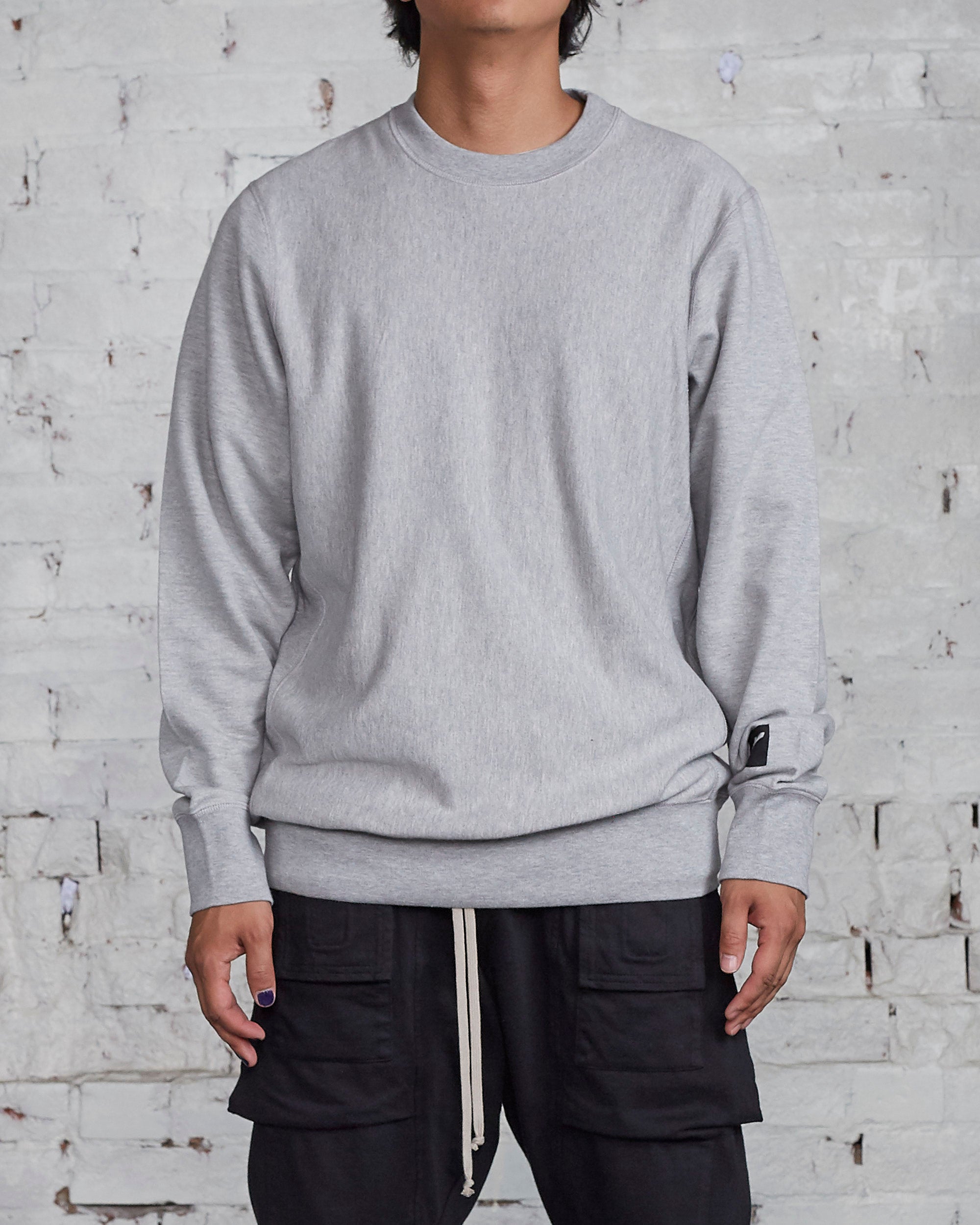 LESS17 Basis Crew Grey Heather – LESS 17