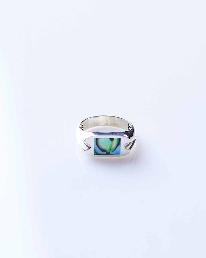 Maple Danny Signet Ring Silver 925 / Abalone Shell