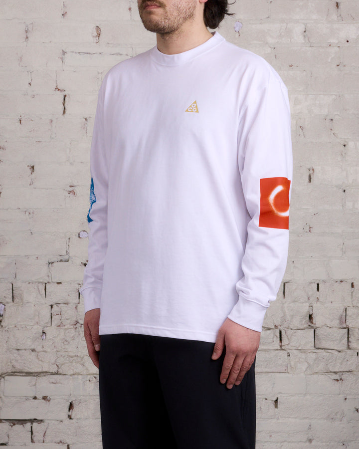 Nike ACG Cosmic Coast Long Sleeve T-Shirt White