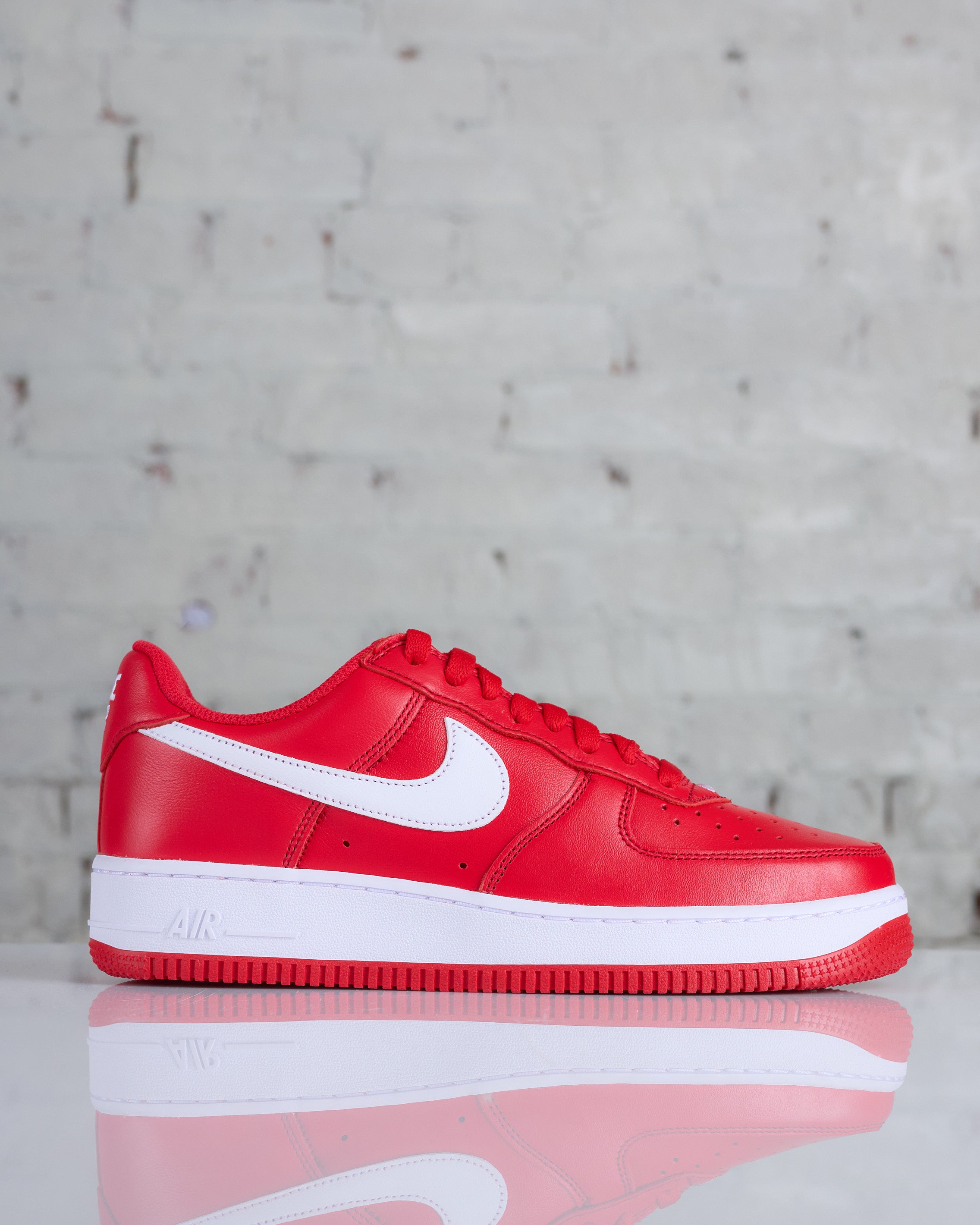 Nike Men's Air Force 1 Low Retro University Red / White – LESS 17